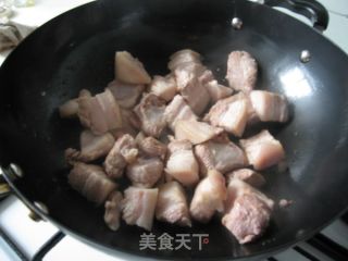 大口吃肉，小口吃饭--我的歪理正解新菜--红烧肉豆泡的做法步骤：4