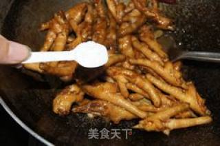 卤鸡爪的做法步骤：5