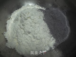 黑米面馒头的做法步骤：1