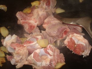 土伏苓豆类清补凉汤的做法步骤：2