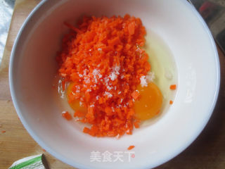 胡萝卜鸡蛋饼的做法步骤：3