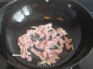 肉丝茶干炒芹菜的做法步骤：5