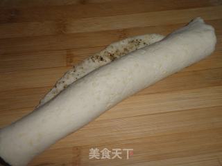 营养早餐（豆渣饼加蛋配芝麻粥）的做法步骤：3
