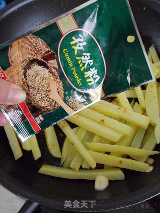 比薯条还好吃的新吃法【口味土豆条】的做法步骤：9