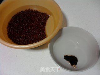 甜红豆粥的做法步骤：2