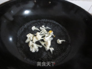 简单开胃花菜汤的做法步骤：2