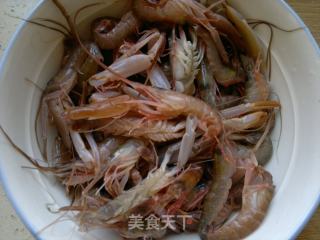 生腌狗虾的做法步骤：1