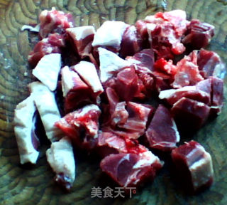 红烧酸辣子鸭的做法步骤：1
