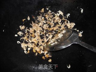 薄荷豆鼓炒虾皮的做法步骤：6