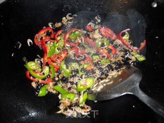 薄荷豆鼓炒虾皮的做法步骤：7