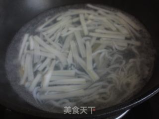 银鱼羹的做法步骤：3