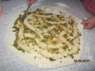 电饼铛版葱油饼的做法步骤：6