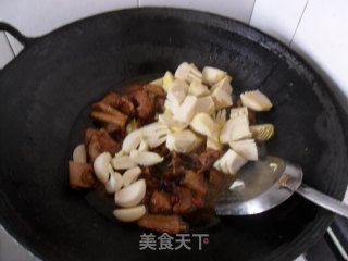 笋烧鸭的做法步骤：12