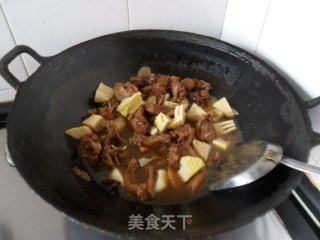 笋烧鸭的做法步骤：13