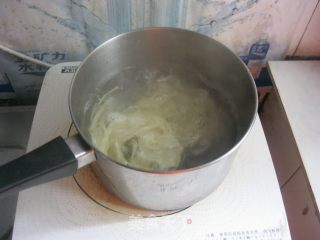 海蛎面的做法步骤：7