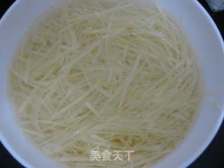 酸辣土豆丝-我的最爱的做法步骤：4
