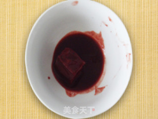 秘制红烧猪蹄的做法步骤：2