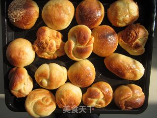 一天两种味道之——肉松面包的做法步骤：14