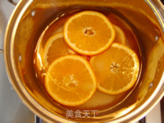 香橙戚风卷的做法步骤：4