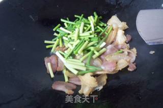 蒜苔炒腊肉的做法步骤：5