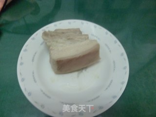 梅菜扣肉的做法步骤：2