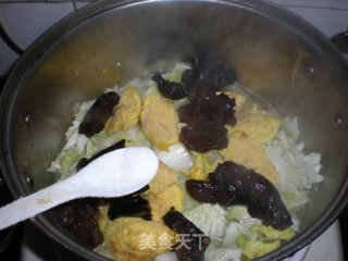 白菜蛋饺汤的做法步骤：7
