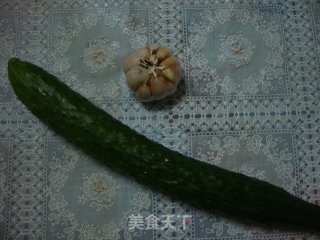 凉拌黄瓜的做法步骤：1