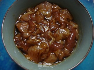 苦瓜炒肉片的做法步骤：2