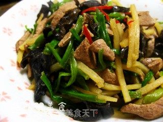 【春节养生】三丝炒猪肝的做法步骤：7