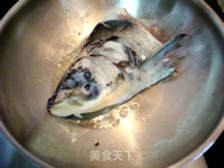 牛蛙鱼头粉丝煲的做法步骤：4
