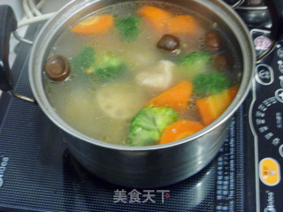 【食疗养生话汤煲】春节养生好汤---什锦脆骨汤的做法步骤：7