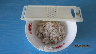 蒸莲藕肉末丸子的做法步骤：3