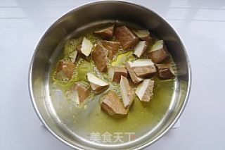 蚝油豆干烧肉的做法步骤：4