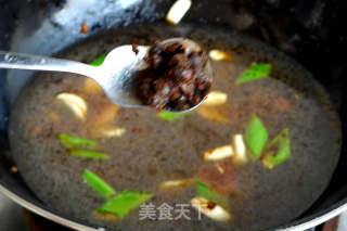 酱烧豆豉鱼的做法步骤：5
