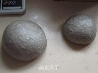 【低卡系列之一】芝麻核桃胚芽面包的做法步骤：3