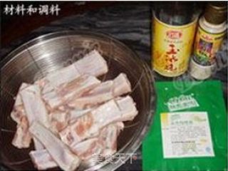蒜香烤排骨的做法步骤：1
