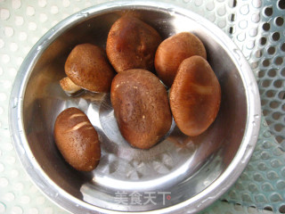 晚餐首选——【香菇青菜】的做法步骤：3