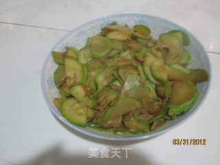 简单的家常菜-西葫芦炒肉的做法步骤：4