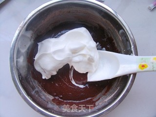 8寸圆模巧克力戚风的做法步骤：8
