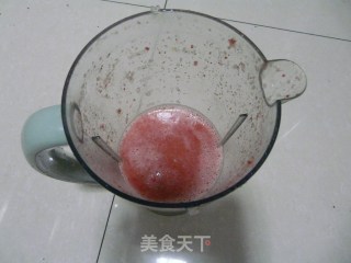 草莓奶昔的做法步骤：3