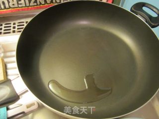 春天的味道 芦笋炒虾仁的做法步骤：2