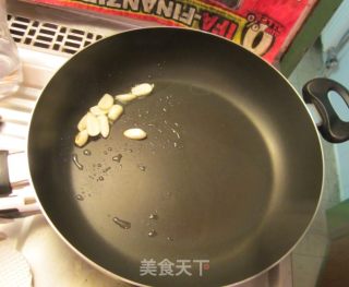 春天的味道 芦笋炒虾仁的做法步骤：3
