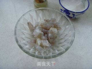 虾仁锅巴的做法步骤：2