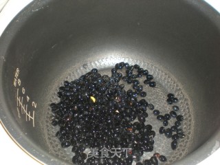 黑豆腐皮汤的做法步骤：3