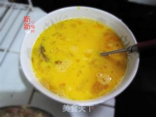 荠菜蛋饺的做法步骤：2