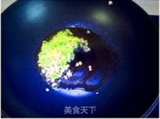 东北家常菜“酸菜炒土豆丝”的做法步骤：4
