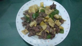 春笋爆鸡胗的做法步骤：7