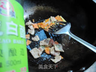 肉炒西蓝花的做法步骤：8