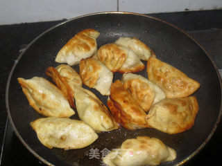 煎饺的做法步骤：5