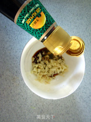 爽口惹味的“白灼豆芽茼蒿”的做法步骤：7